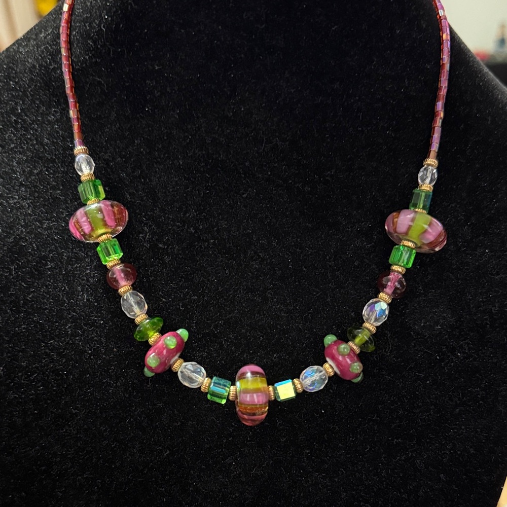 Elegant Multicolored Beaded Necklace